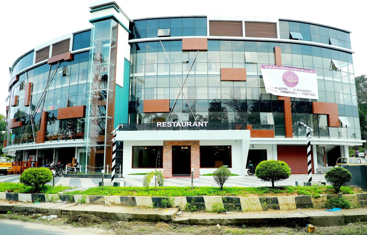 Wayanad Royal Crown Hotel Kalpetta Exterior photo